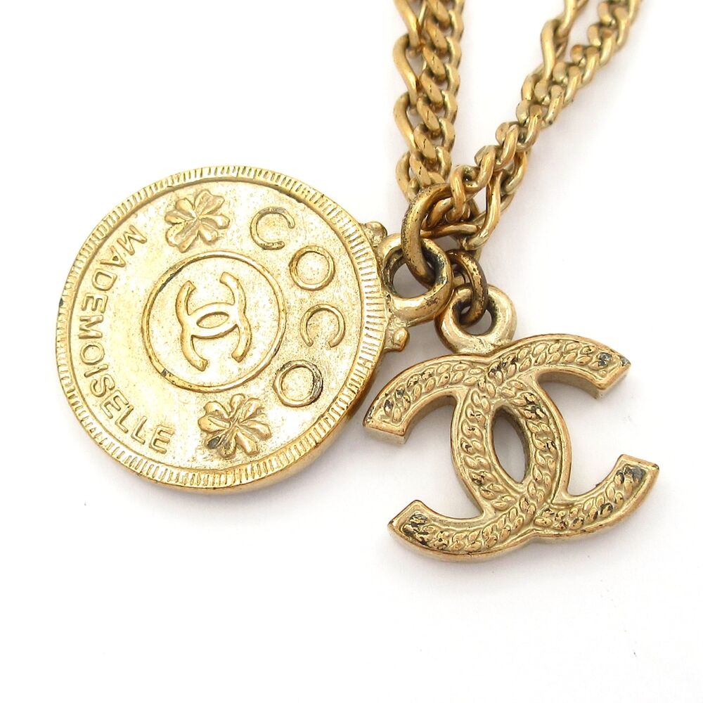 Chanel Necklace - Picture 3 of 6